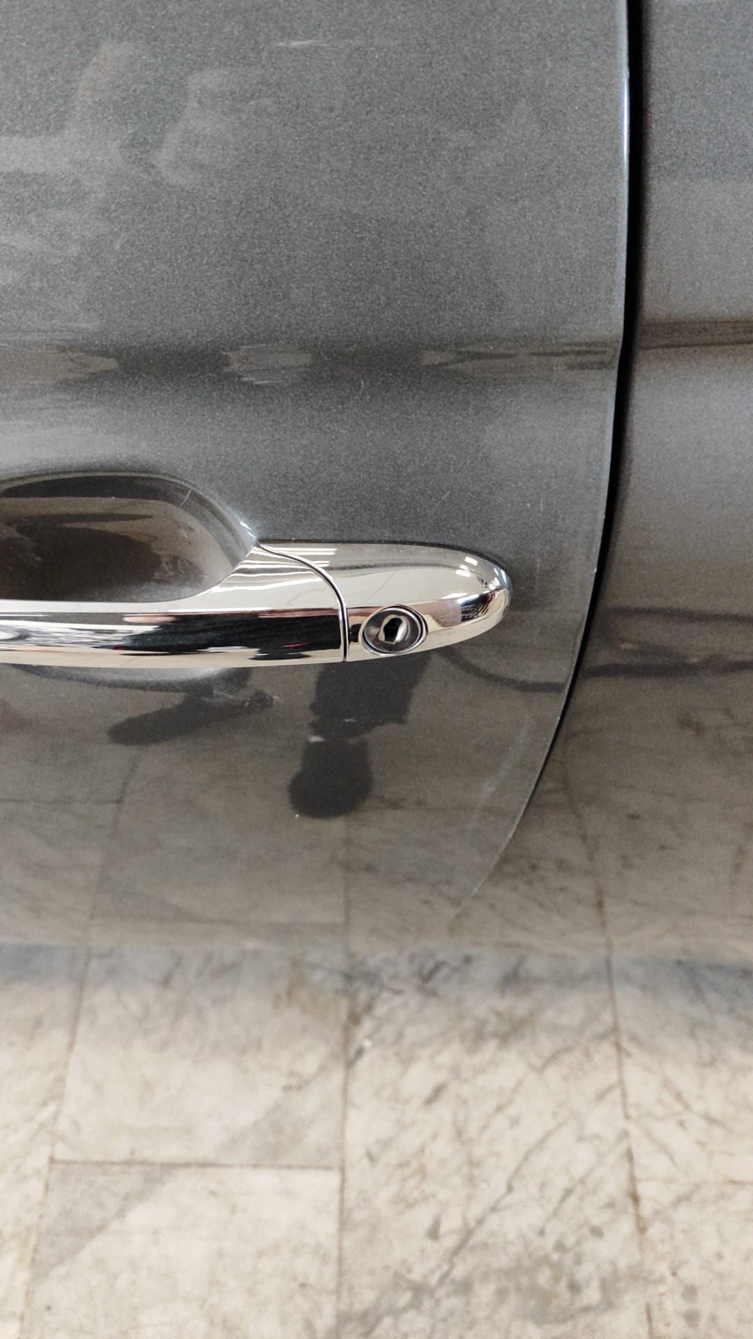 Bombín de coche
